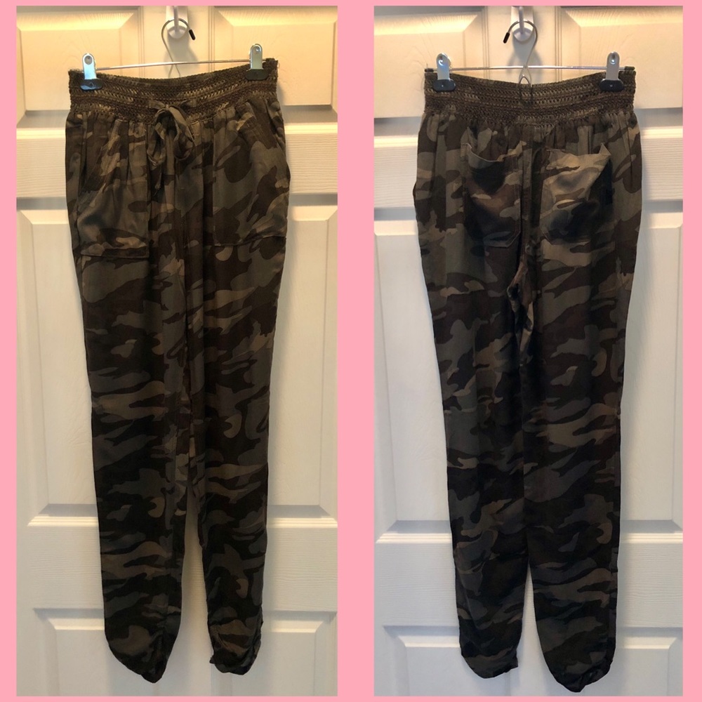 REWASH Camo HI-Waisted Dressy Joggers